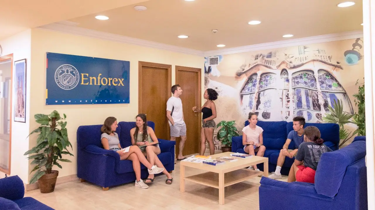 Hiszpania - Barcelona - indywidualny kurs j. hiszpaskiego Junior Program ENFOREX - wiek: 14-18