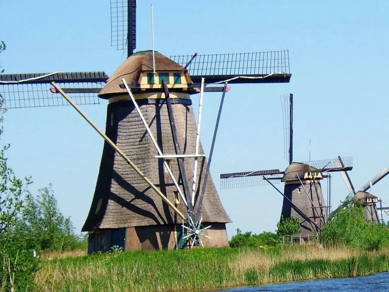 Luksemburg, Belgia, Holandia - Podbj Beneluxu