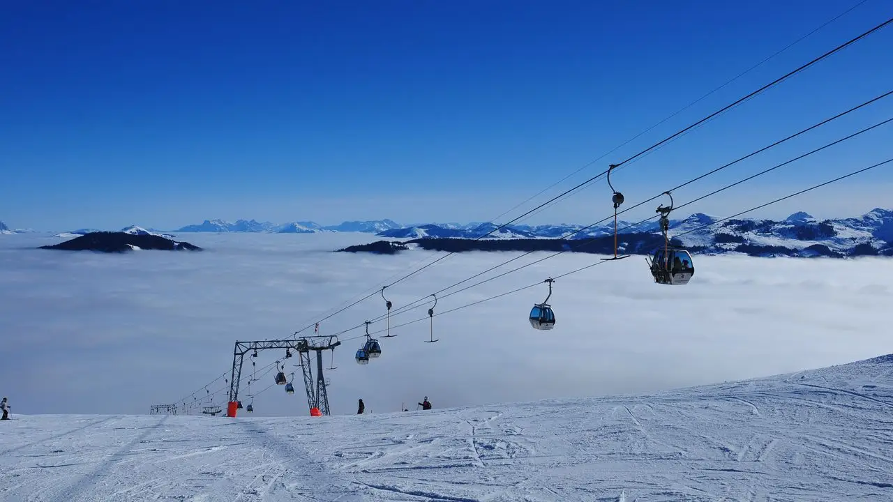 Austria - Kanzelhohe - ob�z narciarski