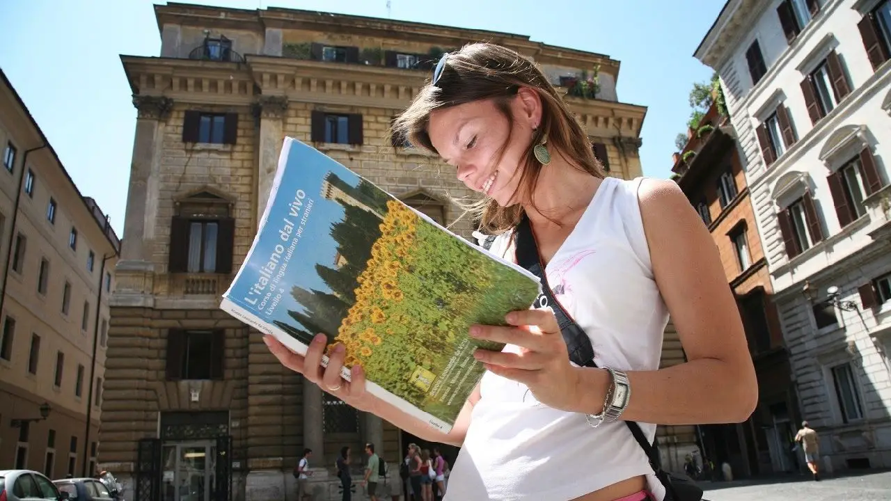 Wochy - Rzym - indywidualny kurs j. woskiego apartamenty LEONARDO - wiek: 18+