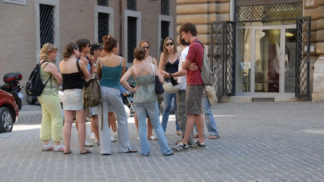 Wochy - Rzym - indywidualny kurs j. woskiego apartamenty LEONARDO - wiek: 18+