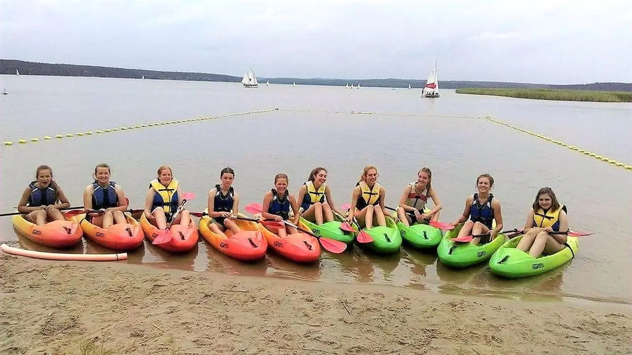 Bachorze - kolonia sportw wodnych