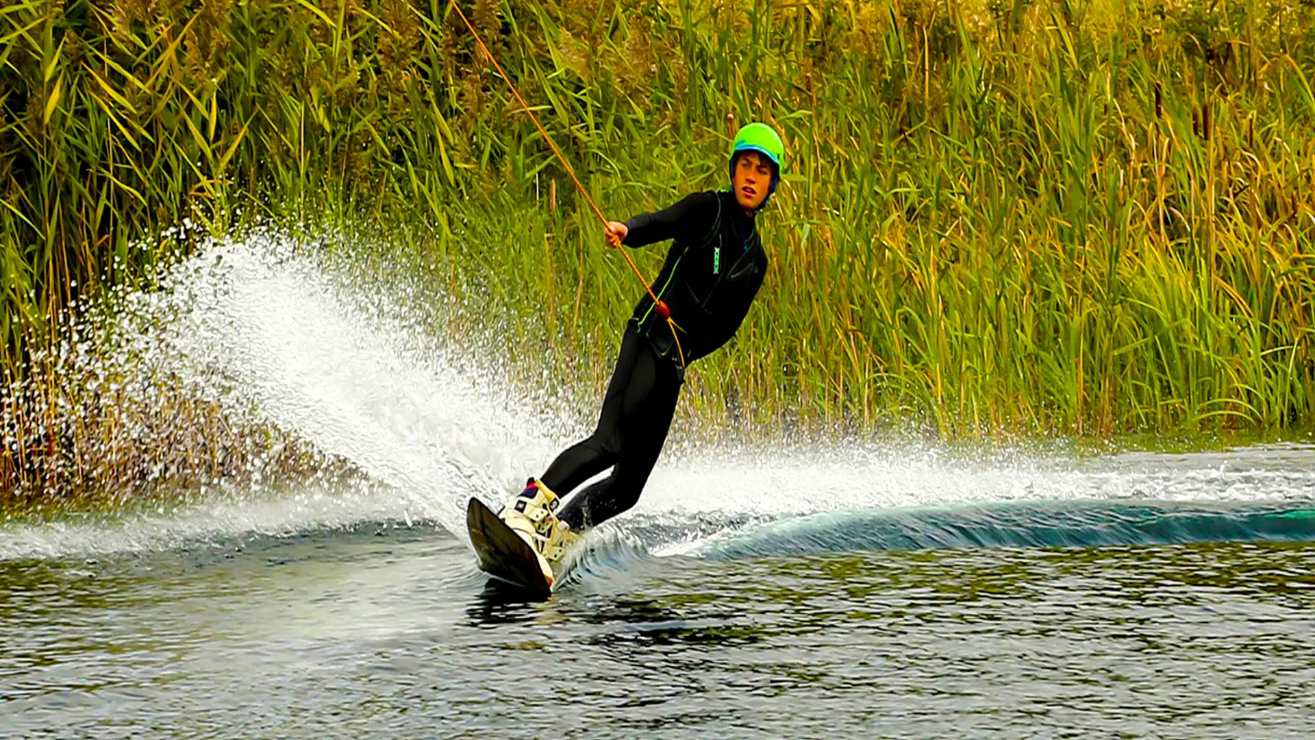 Wakeboard podstawy skrtw