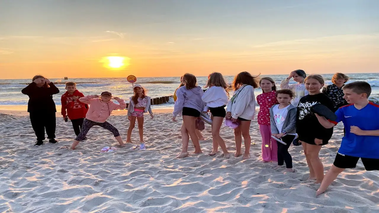 Mielno - kolonia Agenci i Agentki