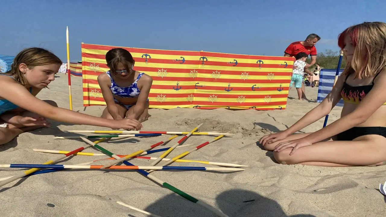 Mielno - kolonia Agenci i Agentki