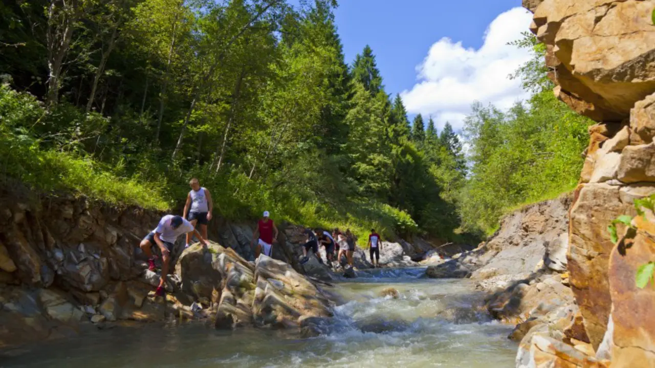 Muszyna - obz Fabryka Adrenaliny sala wieloosobowa (tylko chopcy)