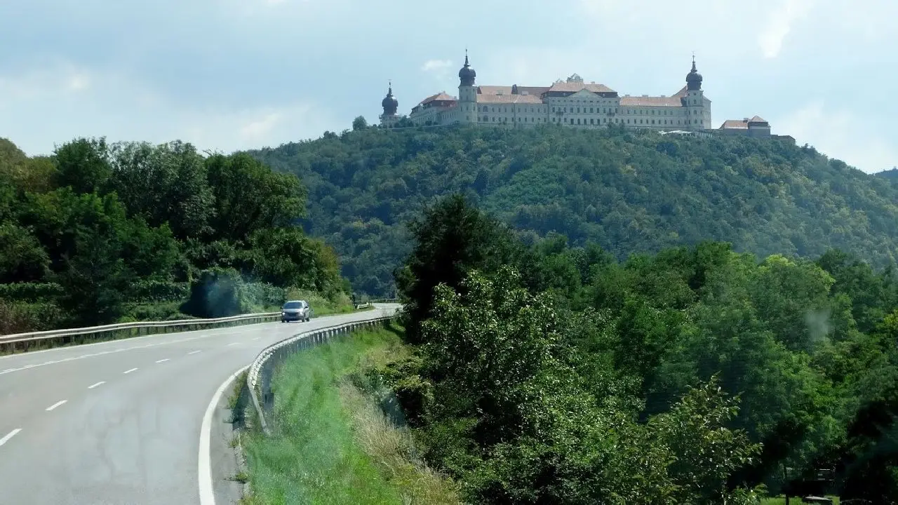 Wgry, Sowacja, Austria, Czechy - Cztery Stolice - Budapeszt-Bratysawa-Wiede-Praga - obz rekreacja i zwiedzanie