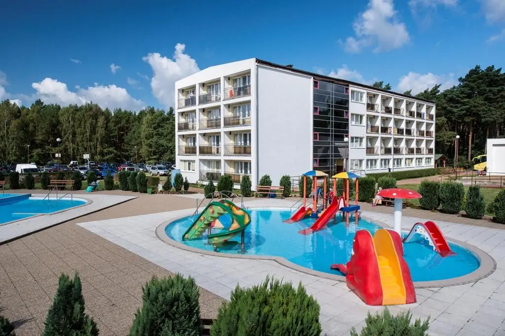 Pustkowo - Orodek ZEM - TOURIST