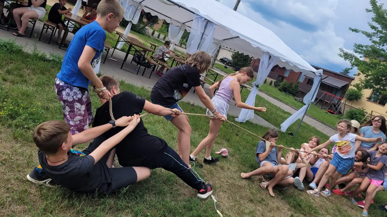 Augustw - kolonie i obz Kreatywne wakacje