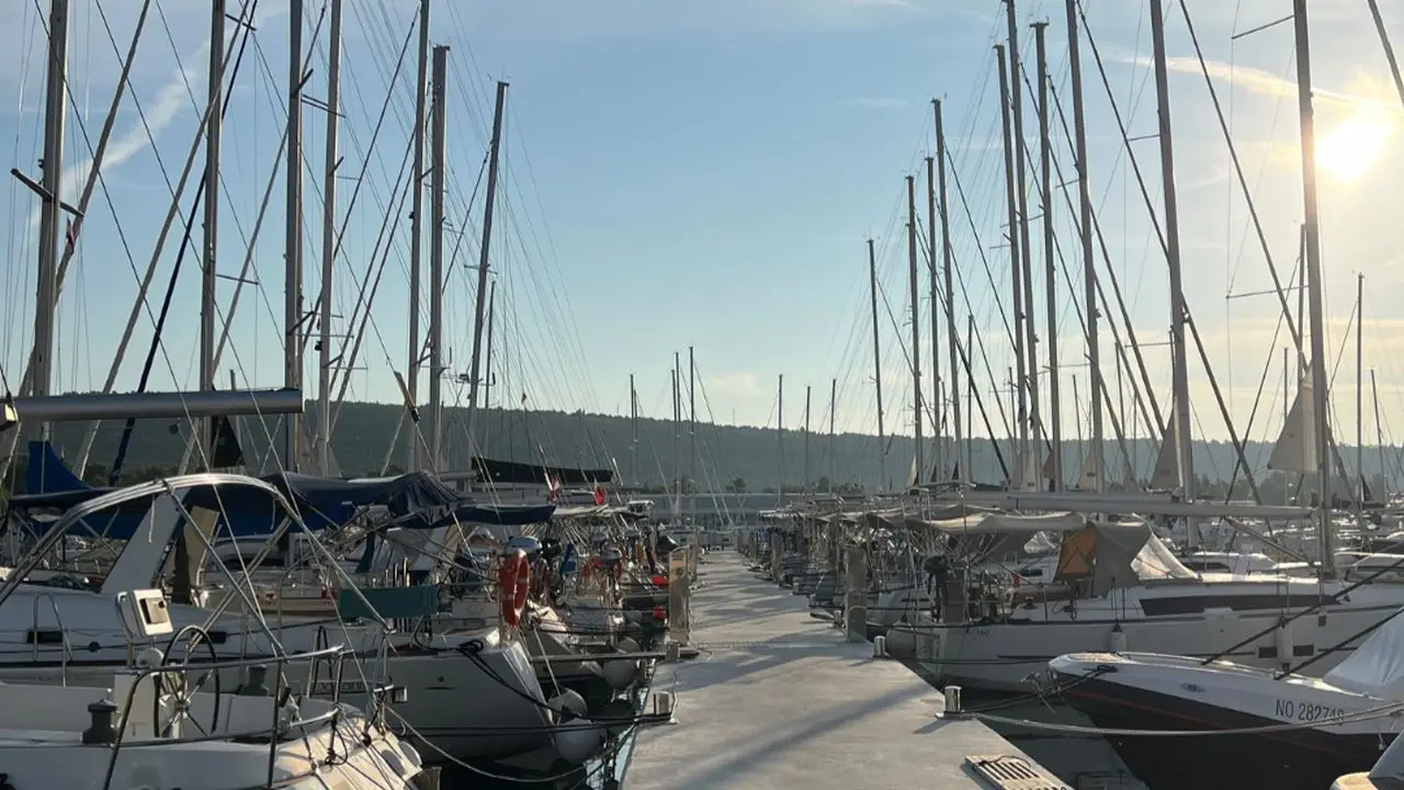 Chorwacja - rejs m�odzie�owy wzd�u� wybrze�y Dalmacji