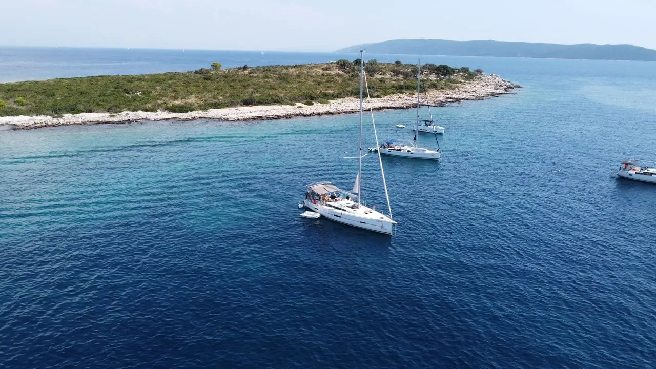 Chorwacja - rejs m�odzie�owy wzd�u� wybrze�y Dalmacji