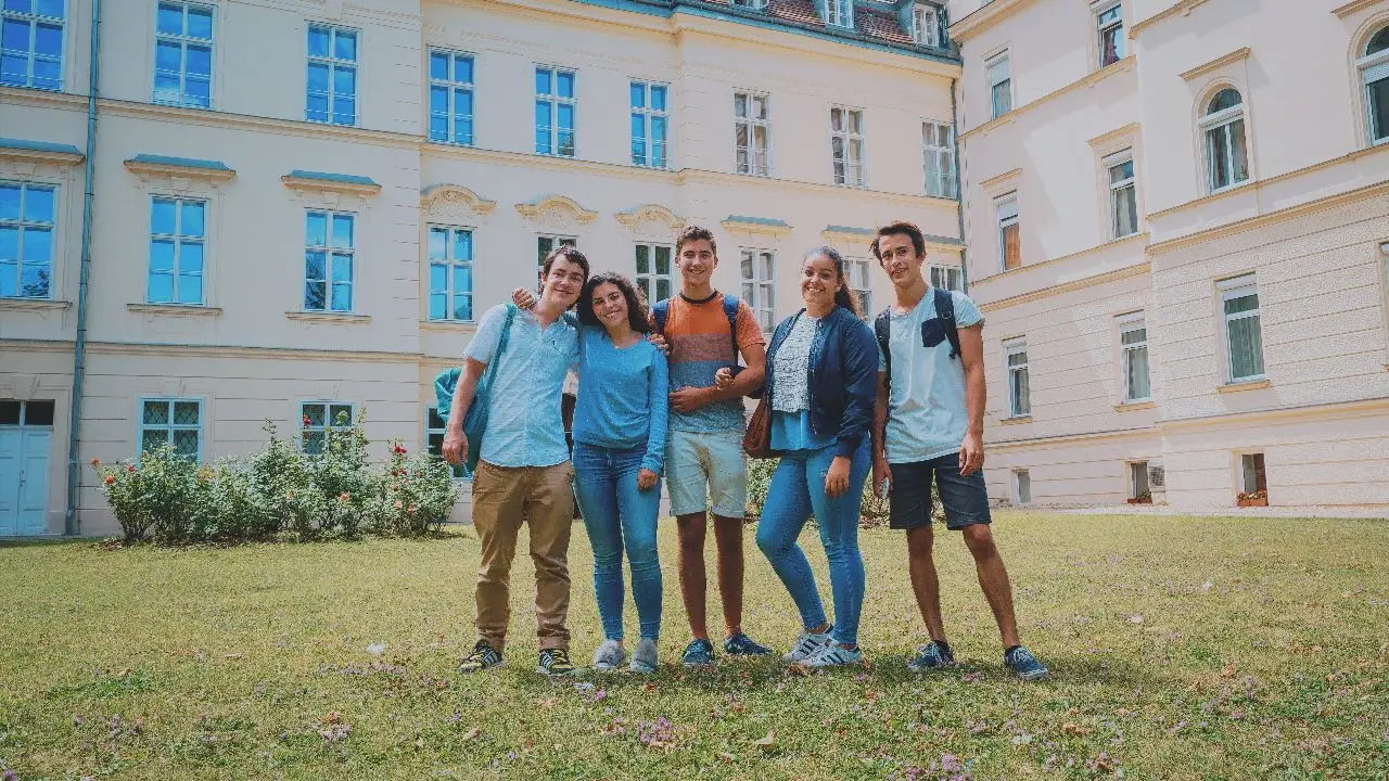 Austria - Wiede� - indywidualny kurs j. niemieckiego hotel ACTILINGUA - wiek: 16-19