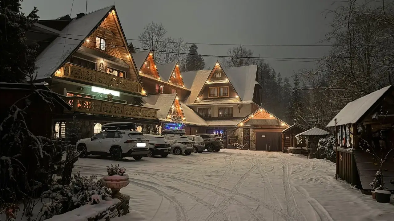 Mae Ciche - obz narciarski