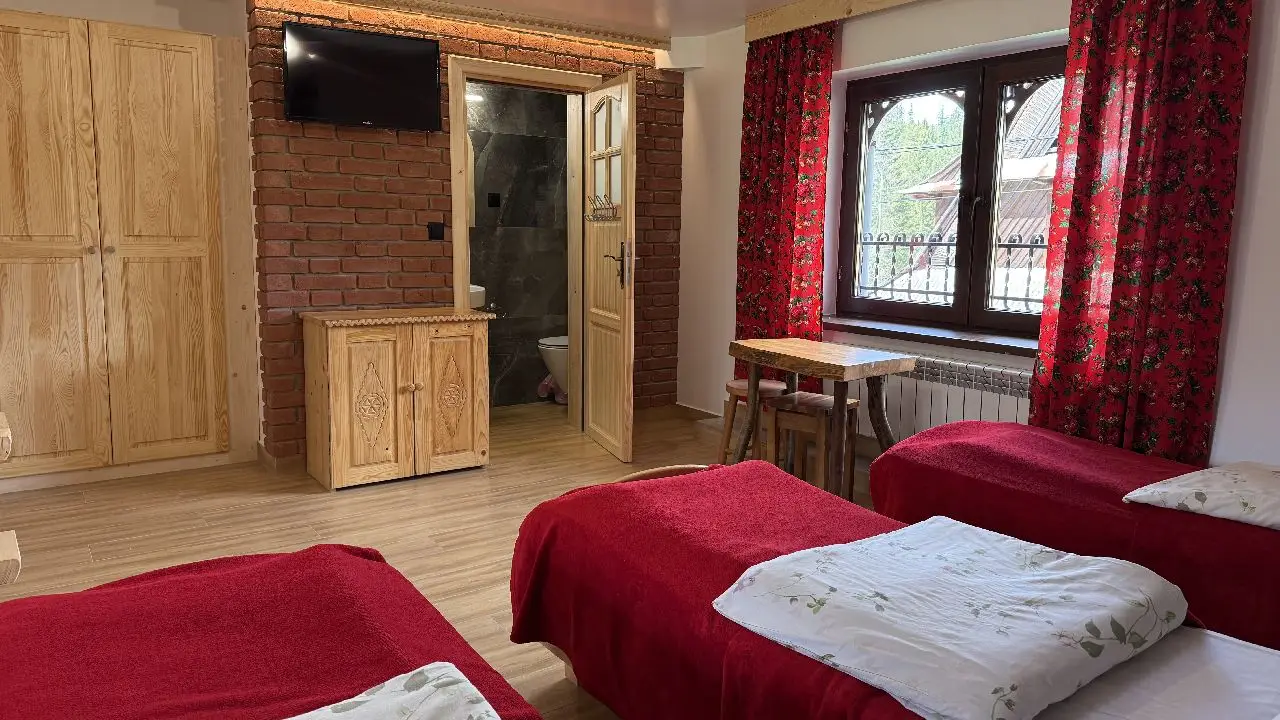 Mae Ciche - obz narciarski