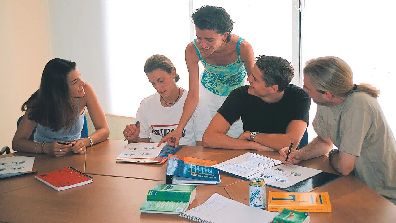 Hiszpania - Madryt - indywidualny kurs j. hiszpa�skiego rodziny ENFOREX - wiek: 16+