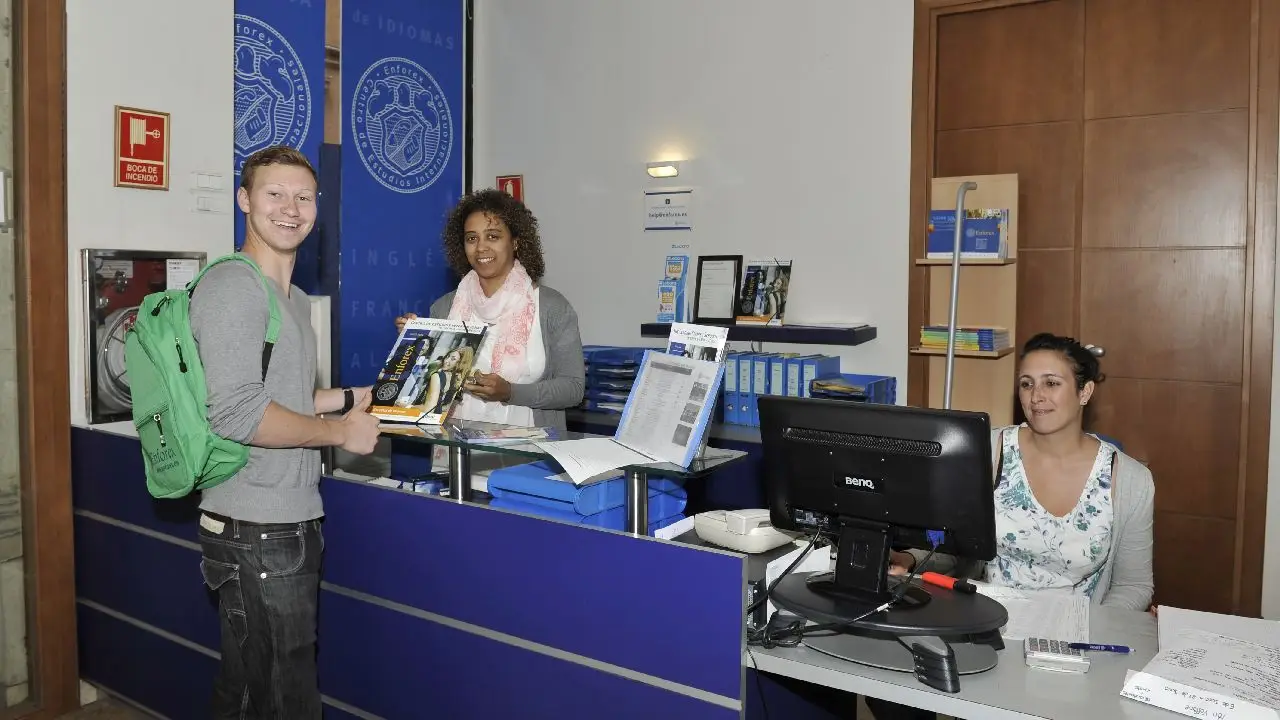 Hiszpania - Madryt - indywidualny kurs j. hiszpa�skiego rezydencja ENFOREX - wiek: 16+