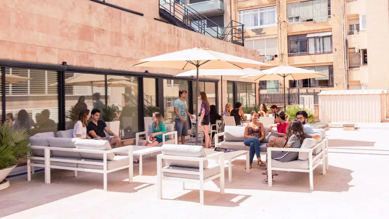 Hiszpania - Barcelona - indywidualny kurs j. hiszpaskiego Junior Program ENFOREX - wiek: 14-18