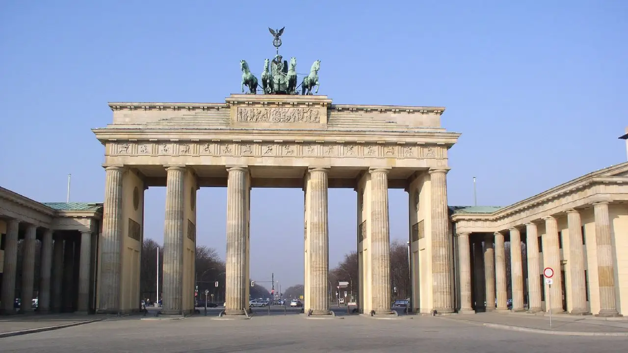 Niemcy - Berlin - indywidualny kurs j. niemieckiego rodziny BWS - wiek: 16+