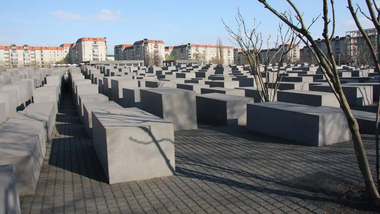 Niemcy - Berlin - indywidualny kurs j. niemieckiego rodziny BWS - wiek: 16+