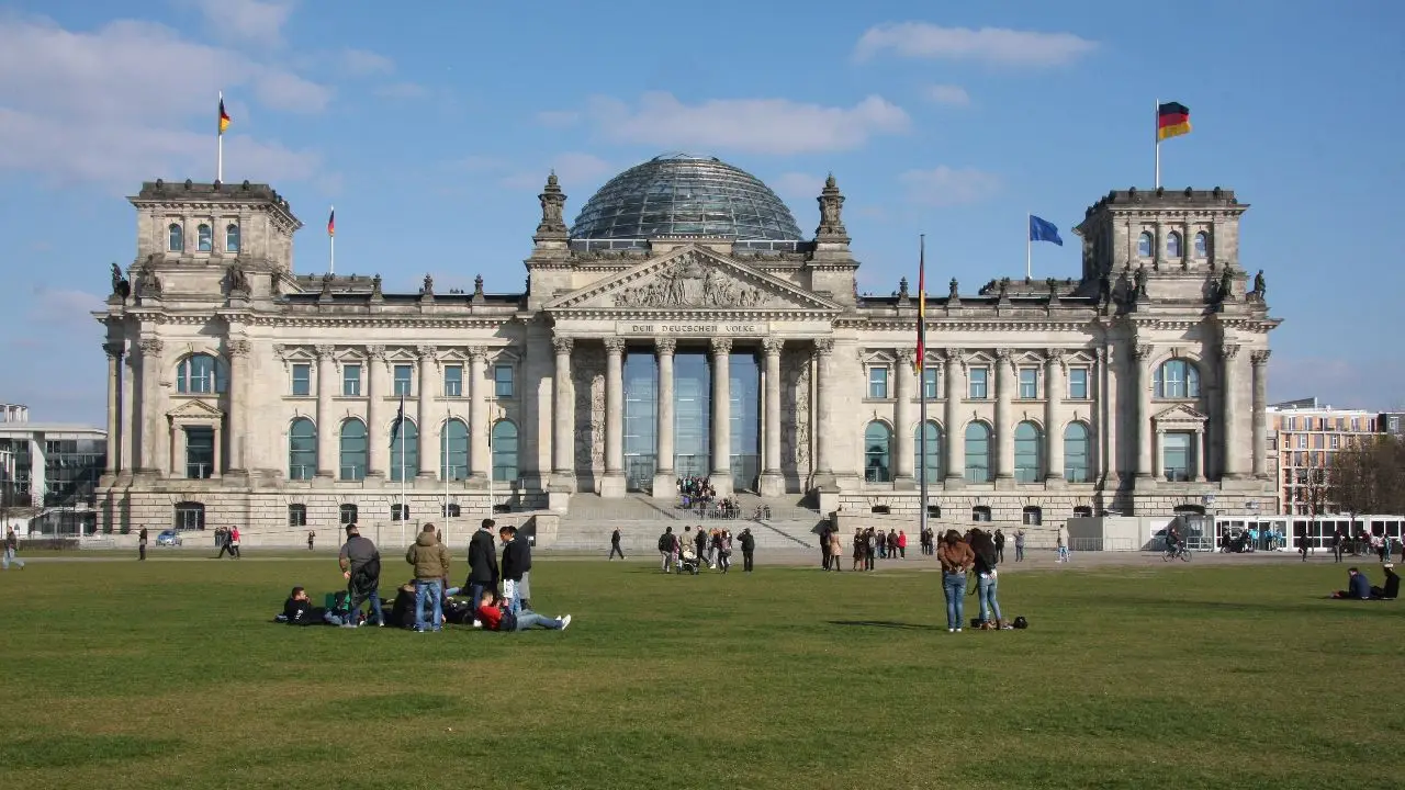 Niemcy - Berlin - indywidualny kurs j. niemieckiego rodziny BWS - wiek: 16+