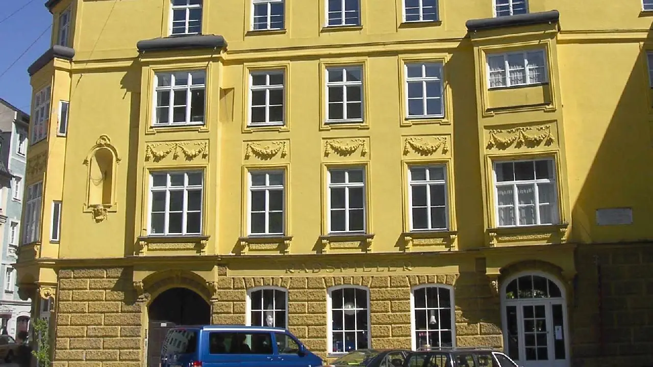 Niemcy - Monachium - indywidualny kurs j. niemieckiego apartamenty BWS - wiek: 18+