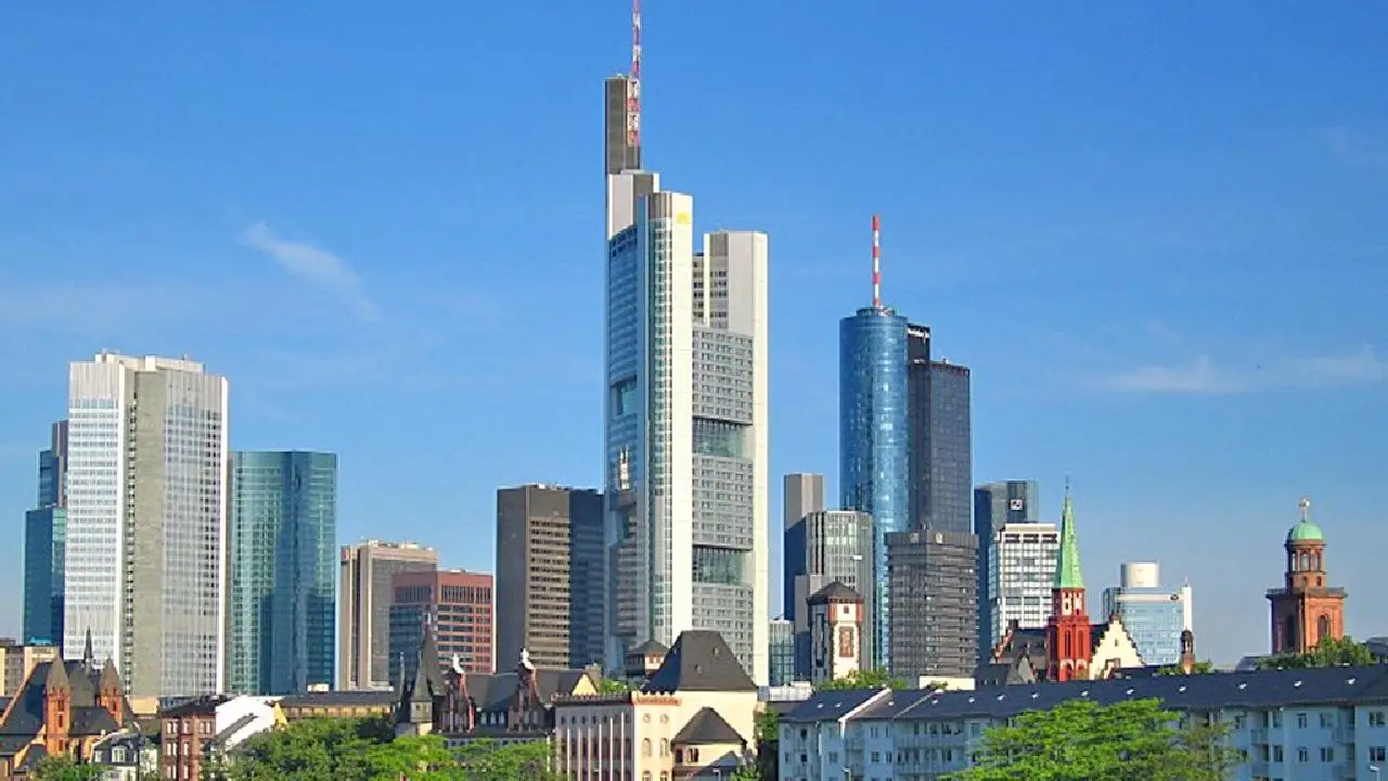 Niemcy - Frankfurt - indywidualny kurs j. niemieckiego rezydencja SPRACHCAFFE - wiek: 12-21 lat