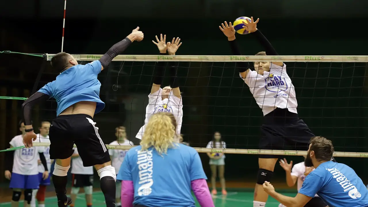 Cz�stochowa - ob�z siatkarski VolleyCamp