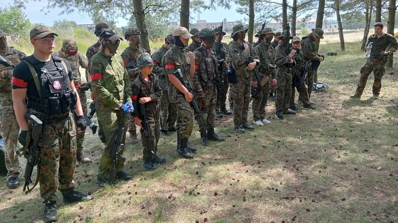 Borne Sulinowo - ob�z ASG komandos