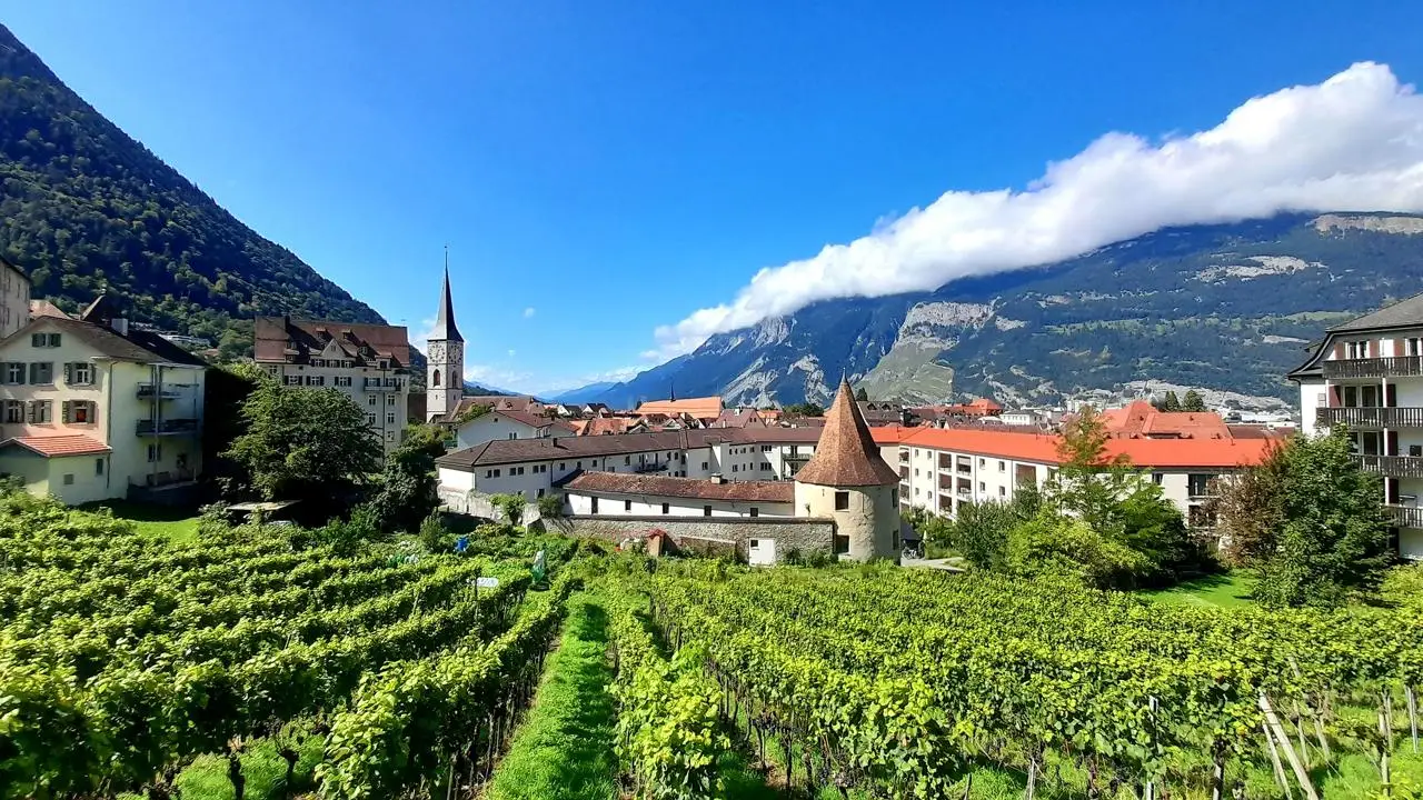 Austria, Szwajcaria, W�ochy - Czerwonym Pociagiem przez Alpy