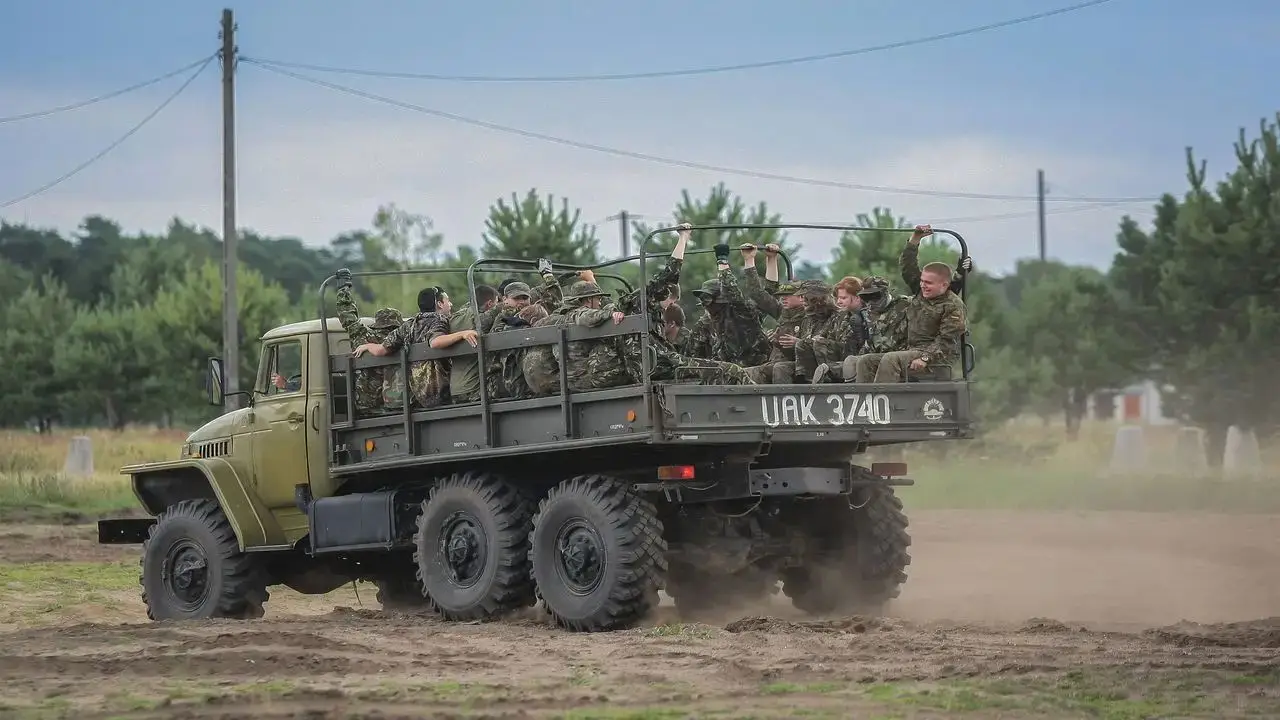 Borne Sulinowo - ob�z ASG Zielony Garnizon