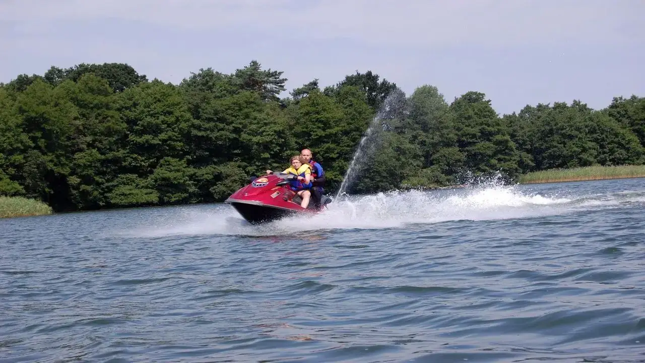 Borne Sulinowo - ob�z na patent sternika motorowodnego