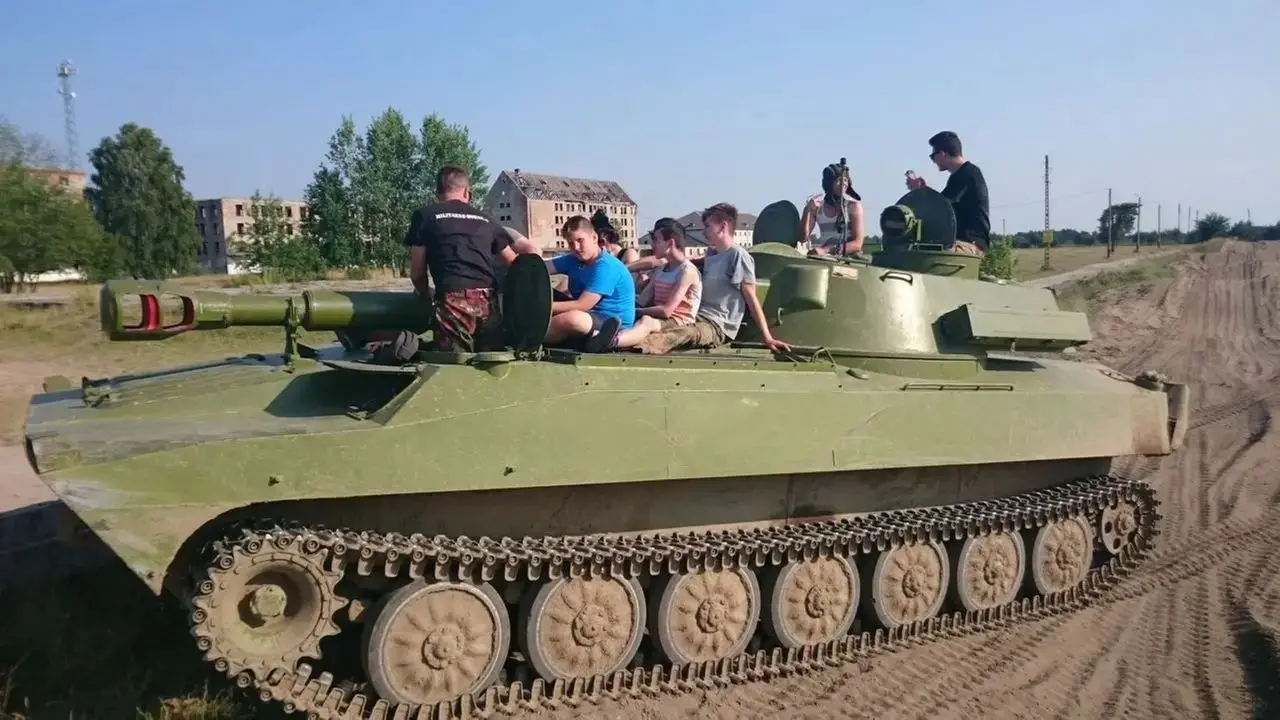 Borne Sulinowo - ob�z paintballowy