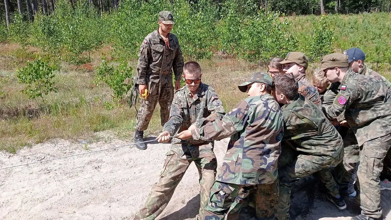 Borne Sulinowo - ob�z paintballowy