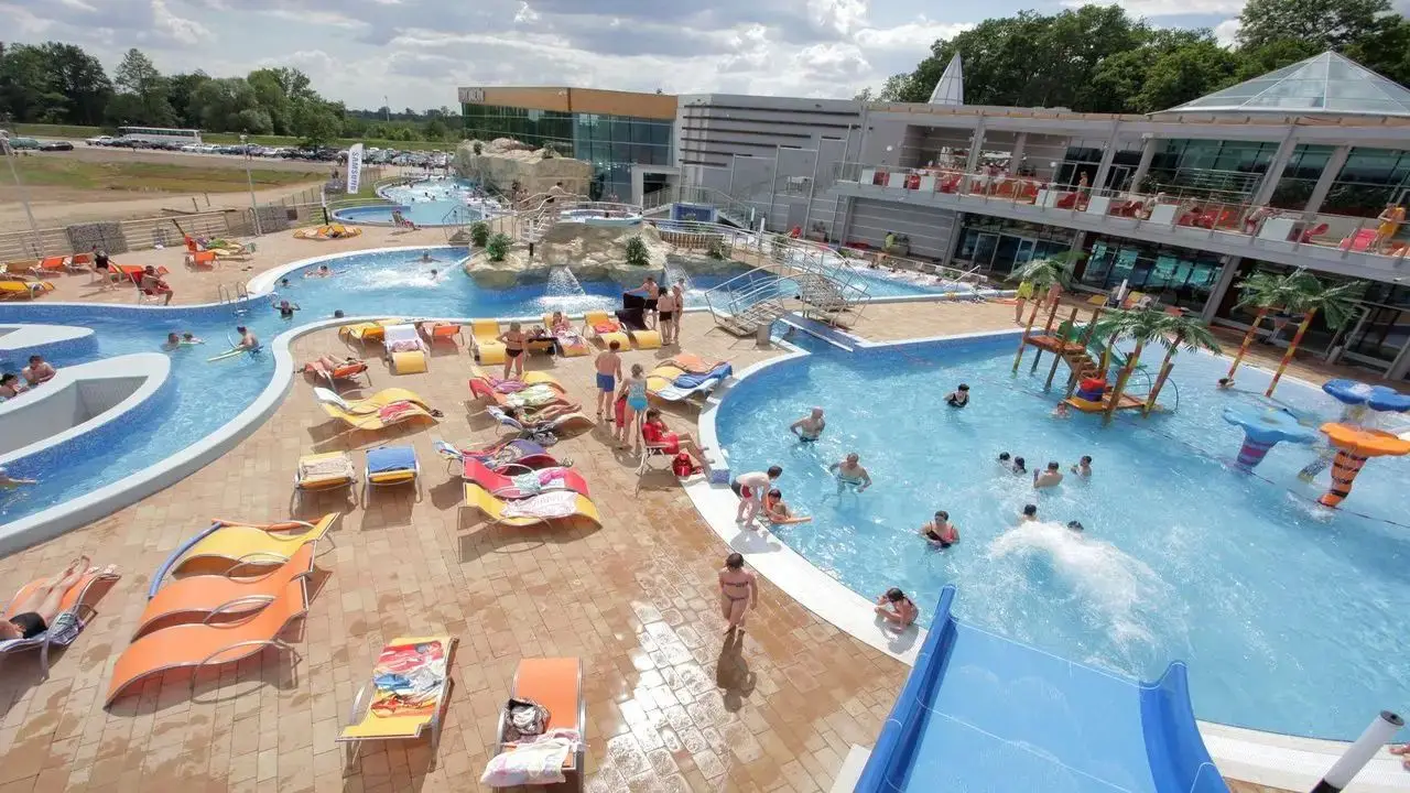 Uniej�w - kolonia w krainie Pana Kleksa