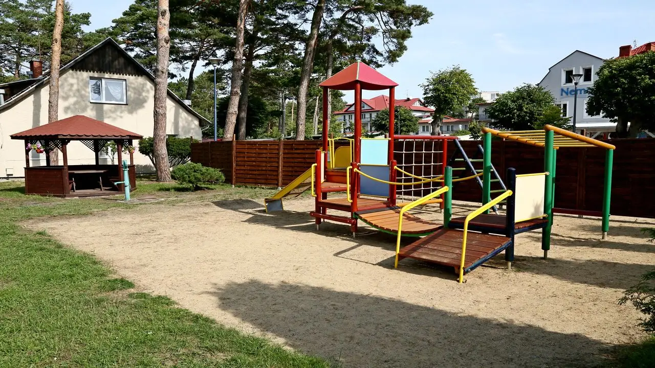 Dziwn�wek - kolonia i ob�z rekreacyjny