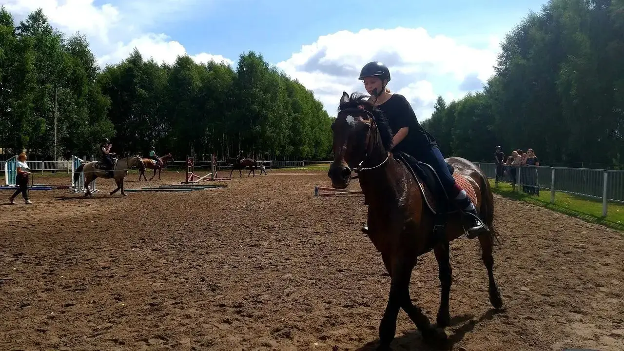 Spa�a - ob�z jazdy konnej