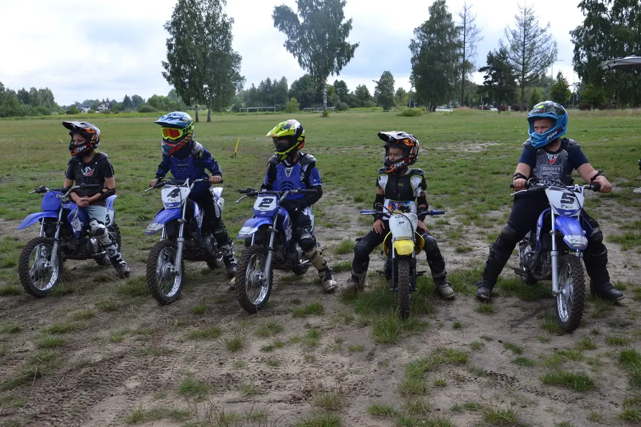 Jan�w Lubelski - ob�z motocross