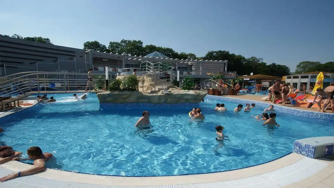 Uniej�w - KLUB URWISA - kolonia