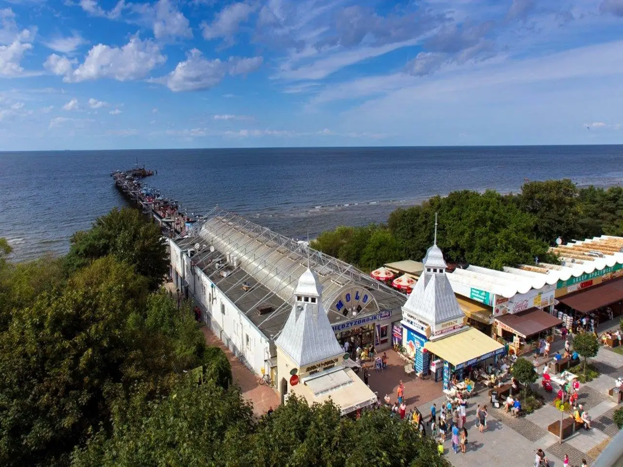 Mi�dzyzdroje: 16 przyg�d nad morzem