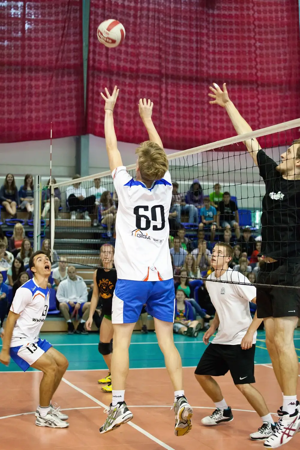 Cetniewo - ob�z siatk�wki