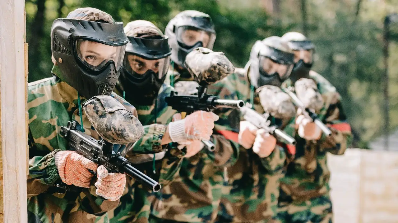 Bukowina Tatrza�ska - ob�z paintballowy