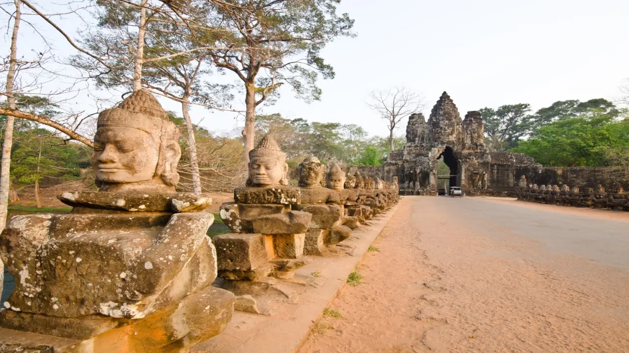 Tajlandia, Wietnam, Kambod�a, Malezja, Singapur, Indonezja - Sze�� kraj�w Azji