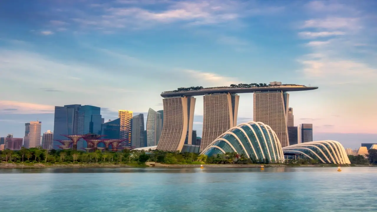 Tajlandia, Wietnam, Kambod�a, Malezja, Singapur, Indonezja - Sze�� kraj�w Azji