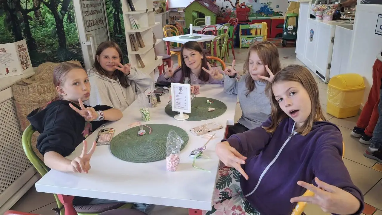 Bocheniec - G�ry �wi�tokrzyskie - kolonie Mi�dzy nami dziewczynami