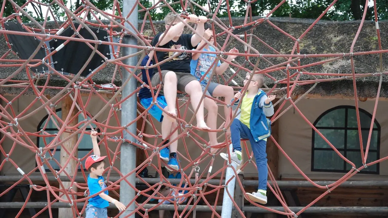 Krasiej�w - ob�z Dino Przygody