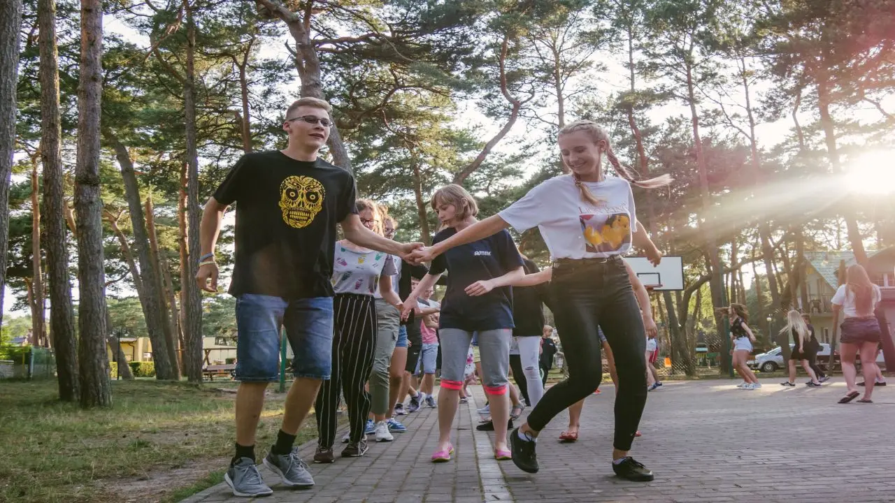 D�wirzyno - ob�z j�zyka hiszpa�skiego