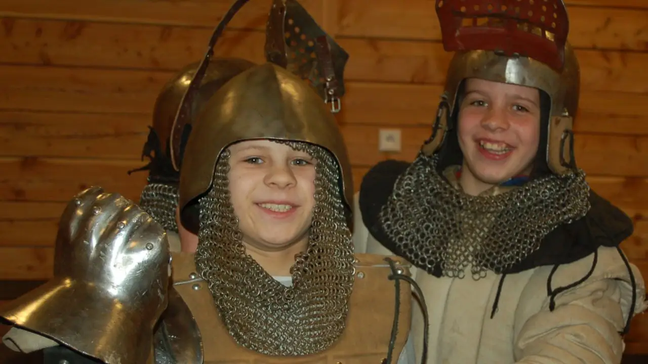 Byczyna - ob�z paintballowy