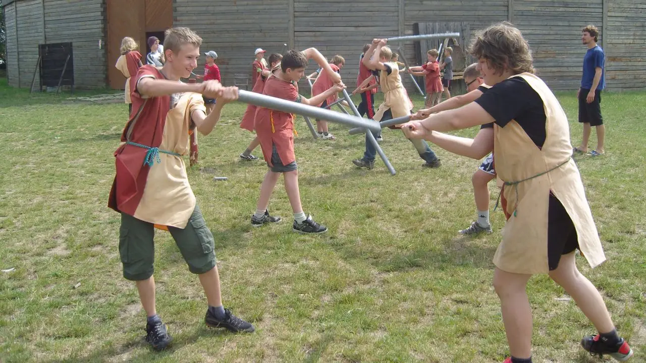 Byczyna - ob�z paintballowy