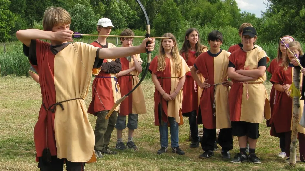 Byczyna - ob�z archeologiczny