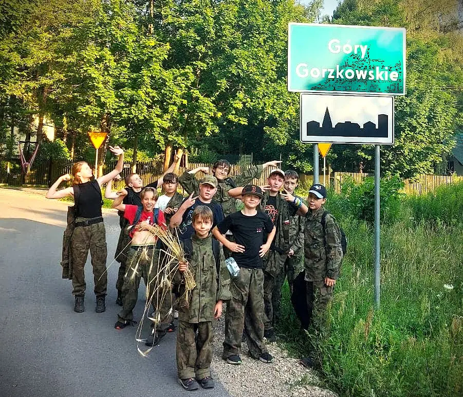 Z�oty Potok - JURA - kids patrol camp - ob�z dla ma�ych twardzieli